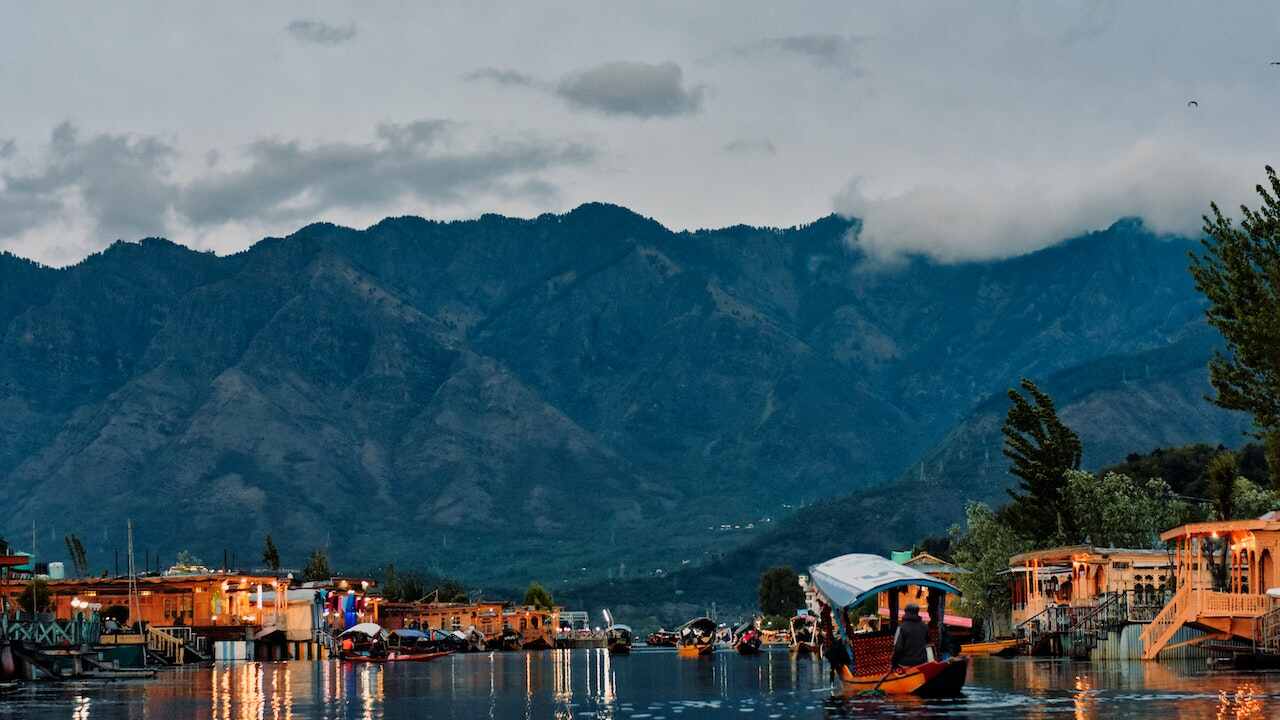 How Kashmir joined India